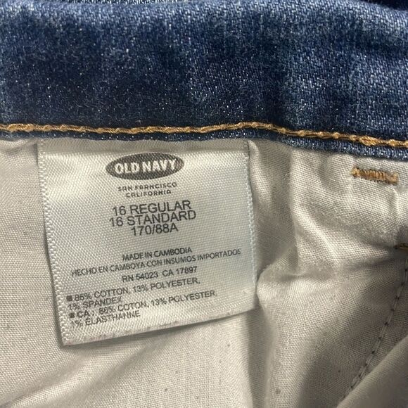 EUC Old Navy The Boyfriend jean size 16 regular distressing on front - Picture 10 of 10